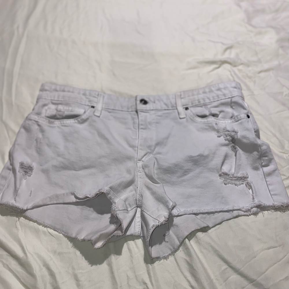 White womens shorts with ripped style